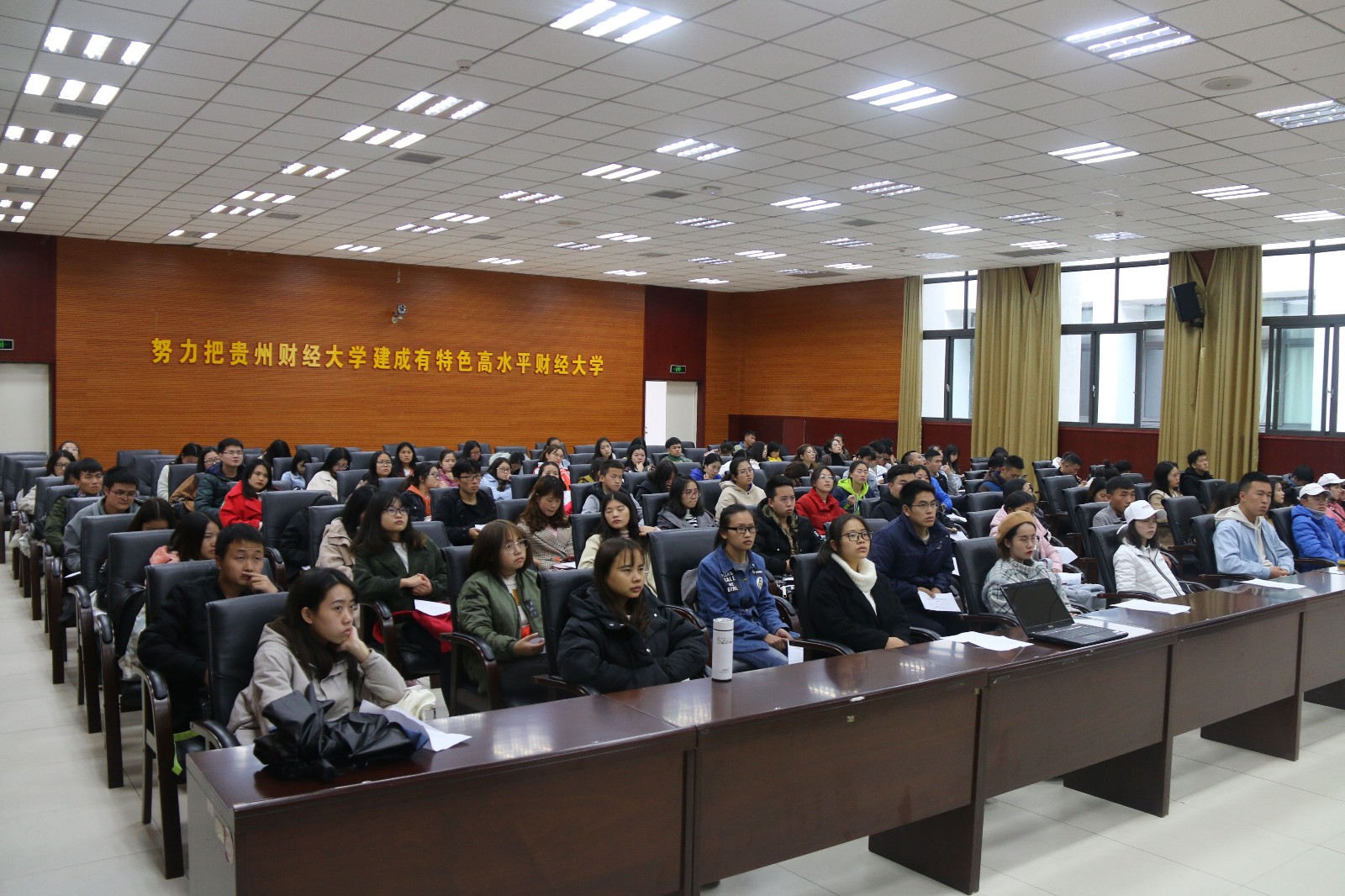 消防演练2.jpg 消防演练2.jpg