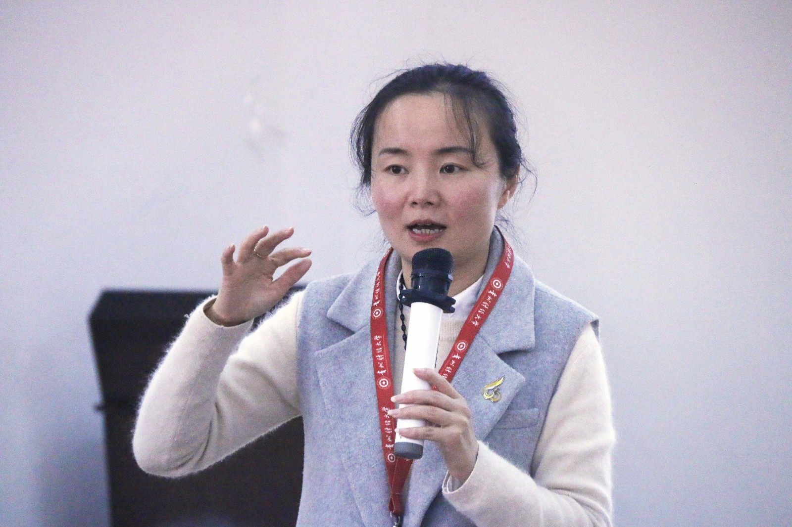 图片二.jpg 图片二.jpg